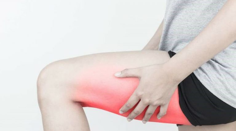 the person experiencing pain in thigh